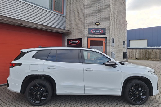 Rijervaring Chiptuning Volkswagen Tayron 1.5 eHybrid 272 PK Na tuning 325 PK Zijkant