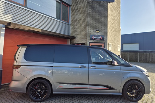 Rijervaring Chiptuning VW Multivan 1.4 e-hybrid 218 PK Zijkant
