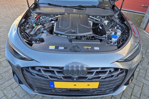 Rijervaring Chiptuning Audi A6 Avant 55 TFSi e 367 PK C9 Voorkant