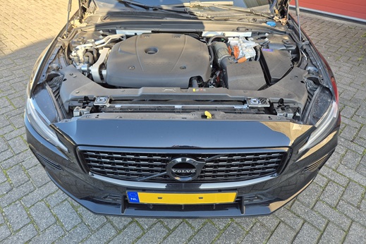 Rijervaring Chiptuning Volvo V60 T6 plug-in-hybrid 340 PK Voorkant