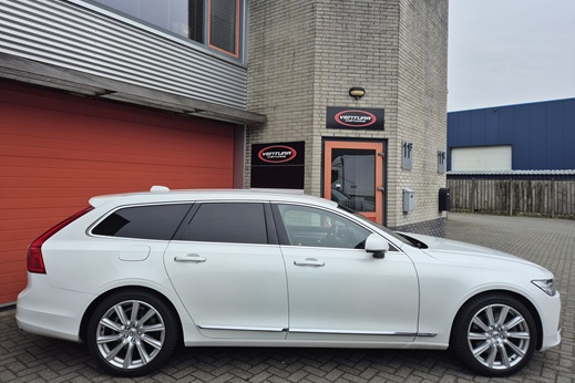 Rijervaring Chiptuning Volvo V90 2.0T 190 PK T4 Zijkant