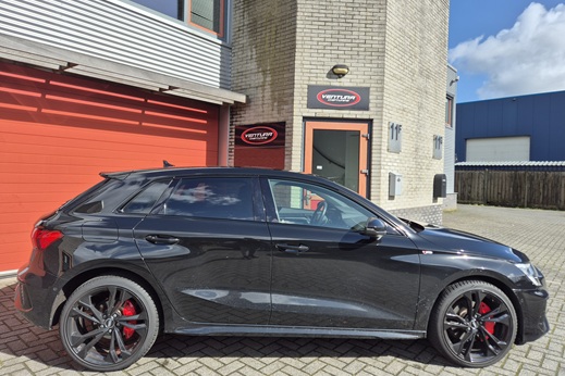 Rijervaring Chiptuning Audi A3 40 TFSi e-Hybrid 204 PK Zijkant