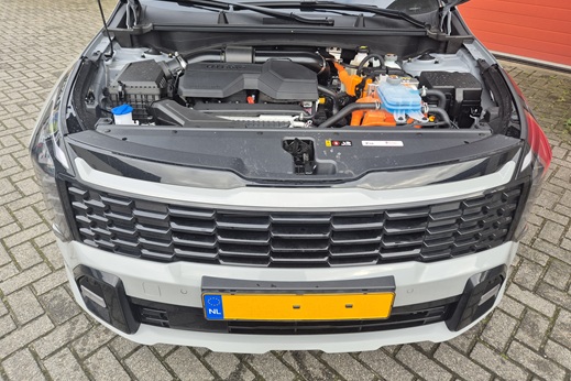 Rijervaring Kia Sportage Chiptuning 1.6 T-GDi Plug-in Hybrid 288 PK Voorkant