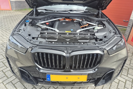 Rijervaring Chiptuning BMW X5 50e 489 PK G05 Voorkant