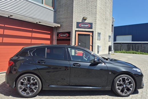 Rijervaring Chiptuning BMW 120 F70 170 PK Zijkant